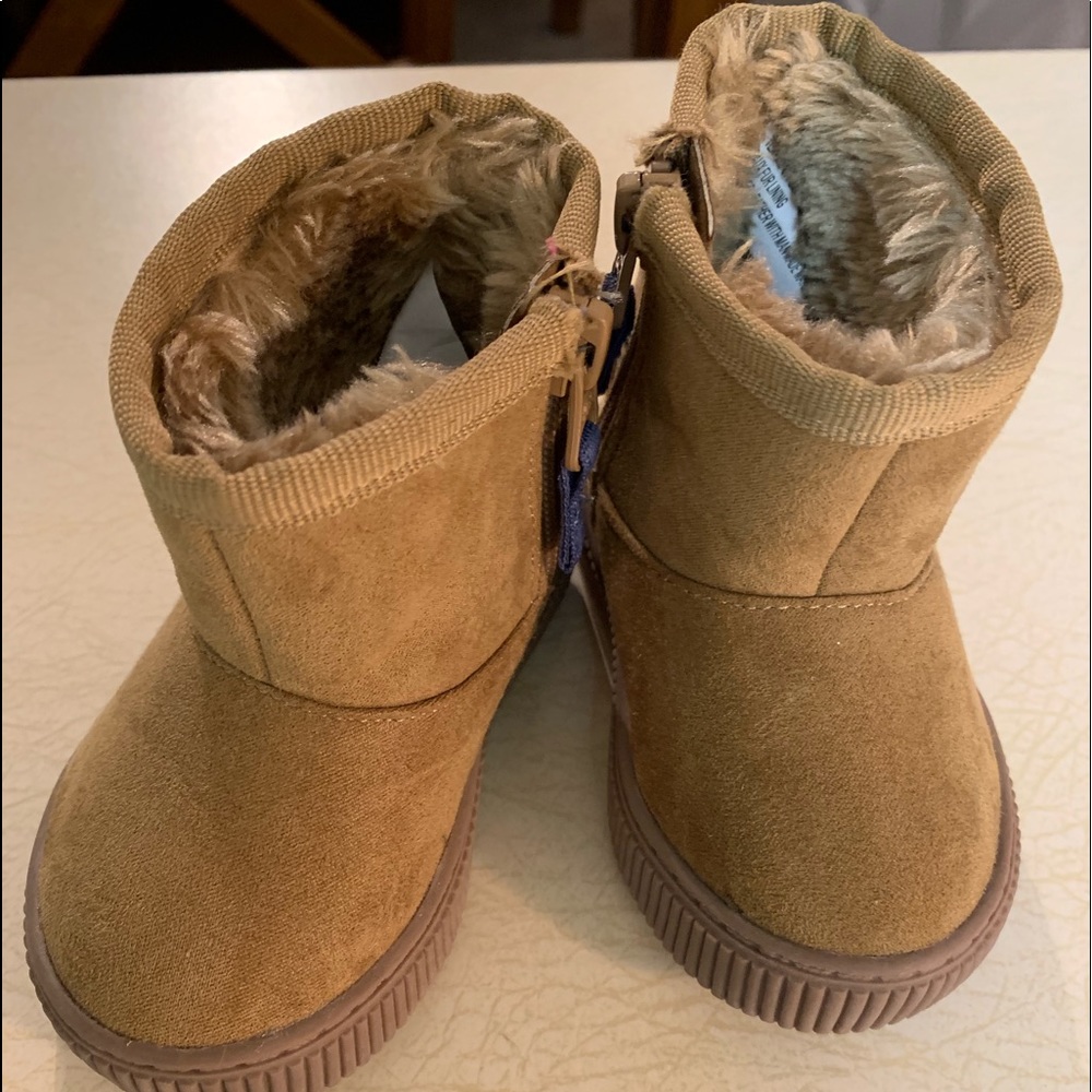 Cat & Jack Boots